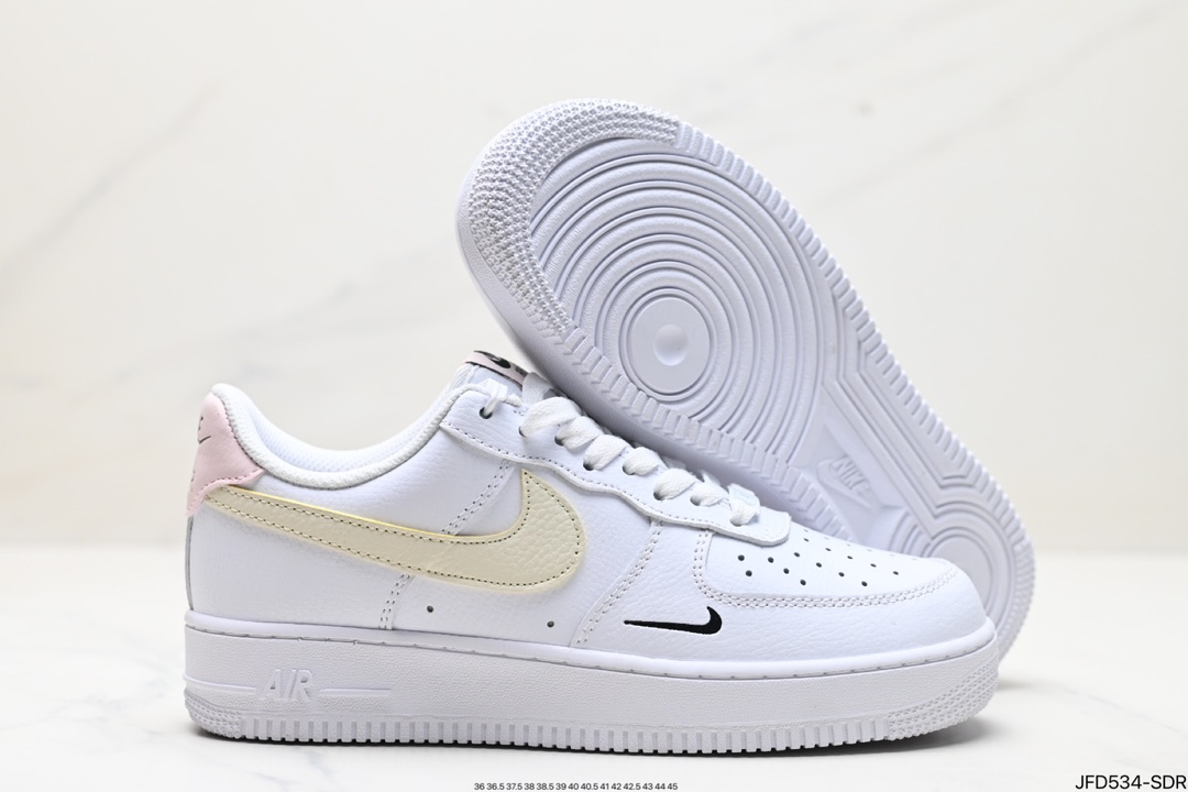 Nike Air Force 1 Shoes